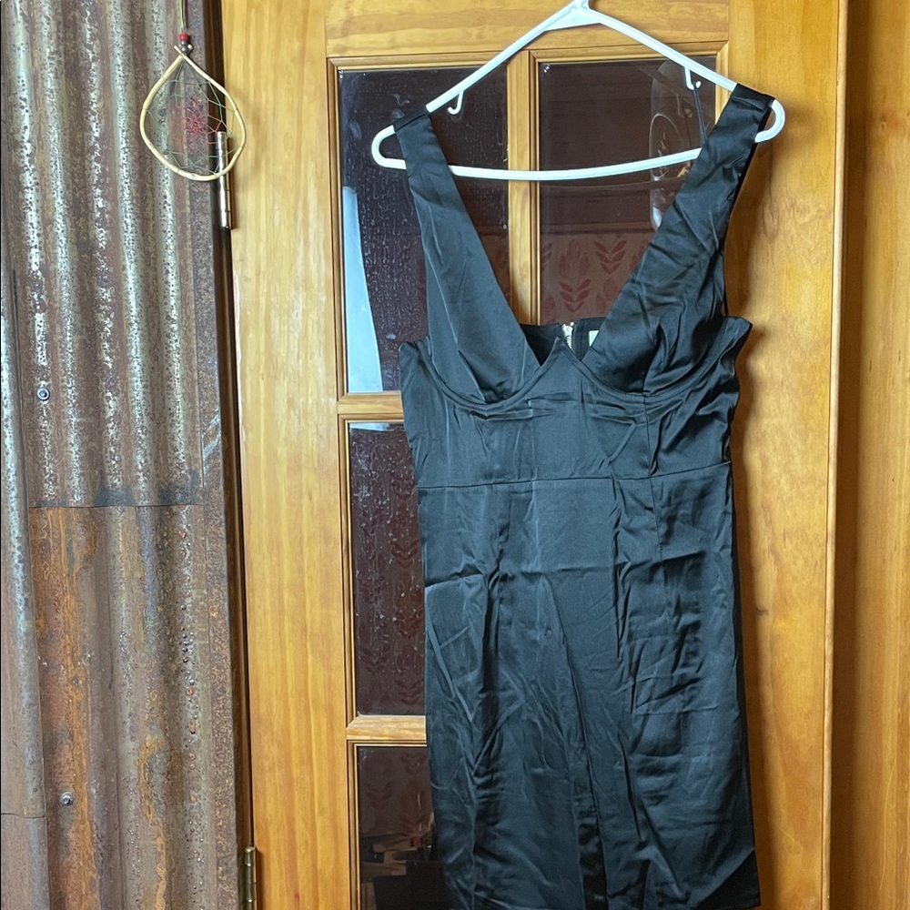 SKY TO MOON Elegant Black Sleeveless Dress, Size L
